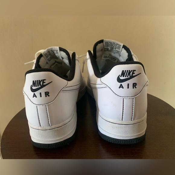 Nike Air Force - Picture 4 of 5